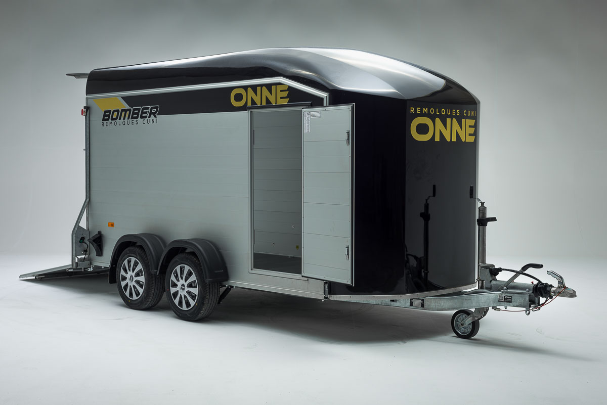 Remolque de fibra ONNE BOMBER
