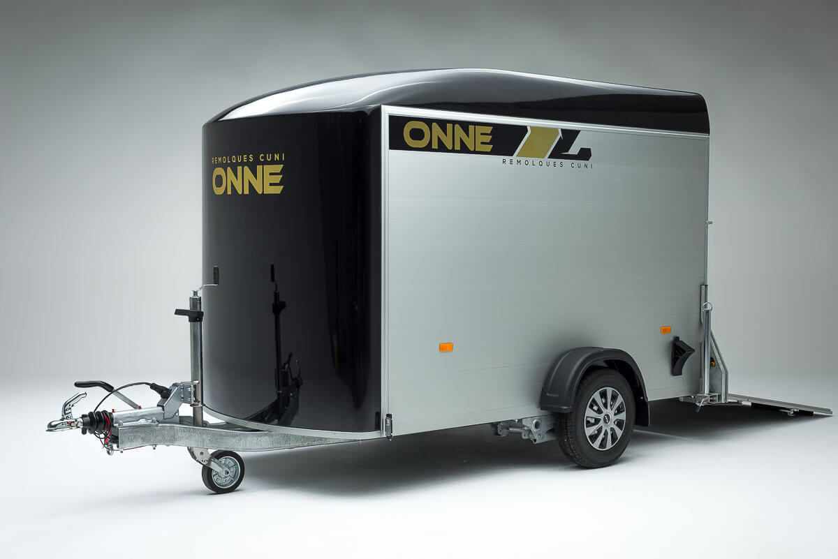 Remolque-de-fibra-ONNE-L-17.jpg