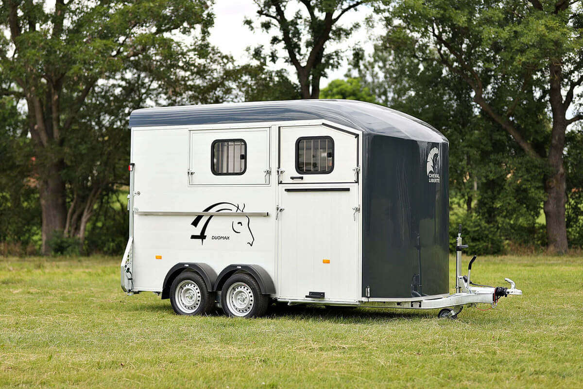 Remolque-para-2-caballos-Duomax-Maxi-2-2.jpeg