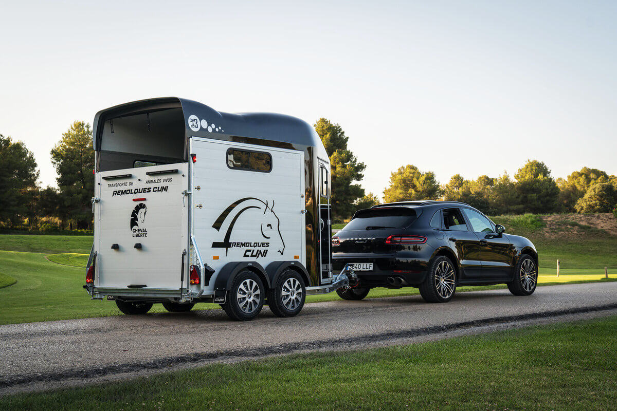 Remolque para 2 caballos Gold 3