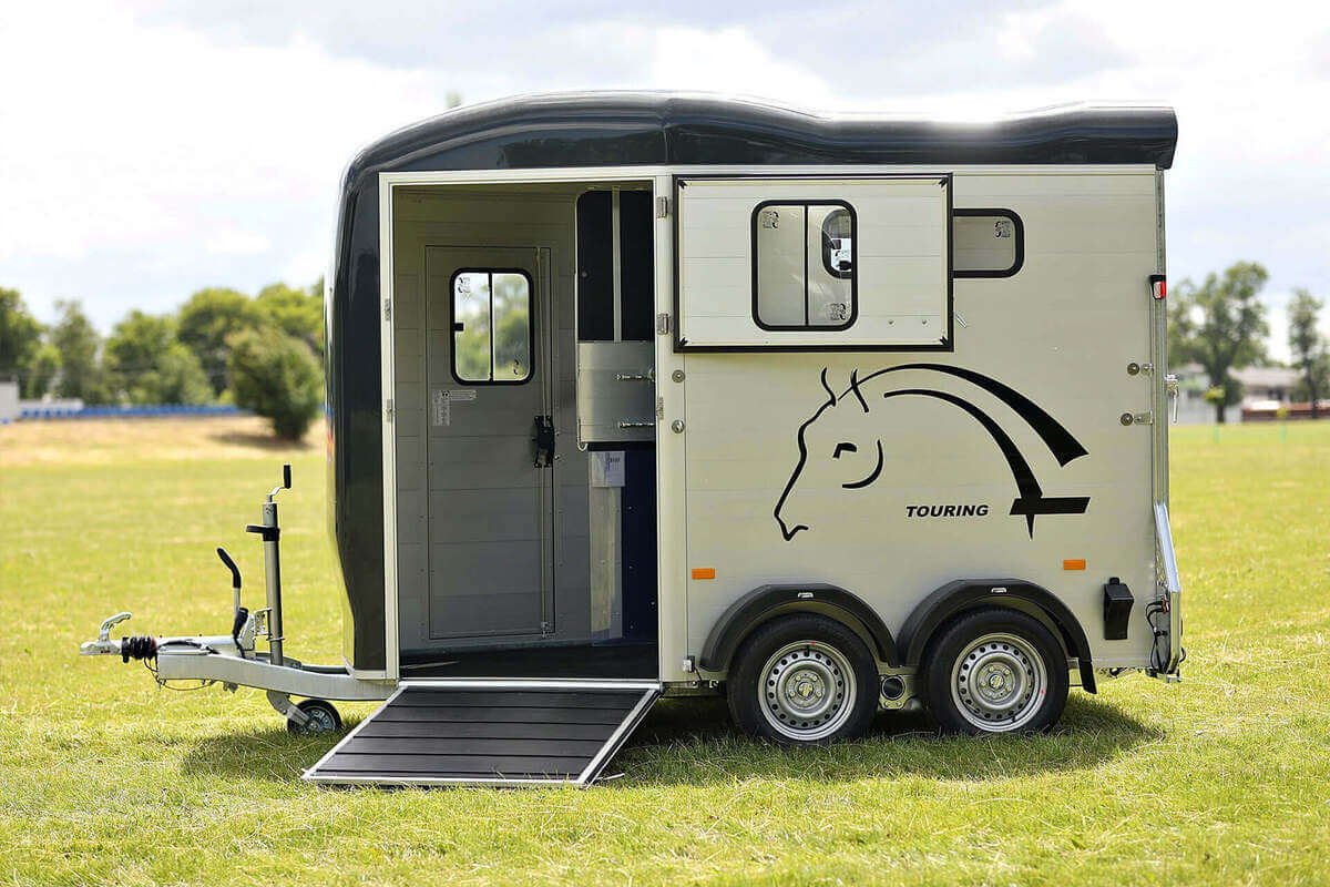 Remolque-para-2-caballos-Touring-Country-13.jpeg
