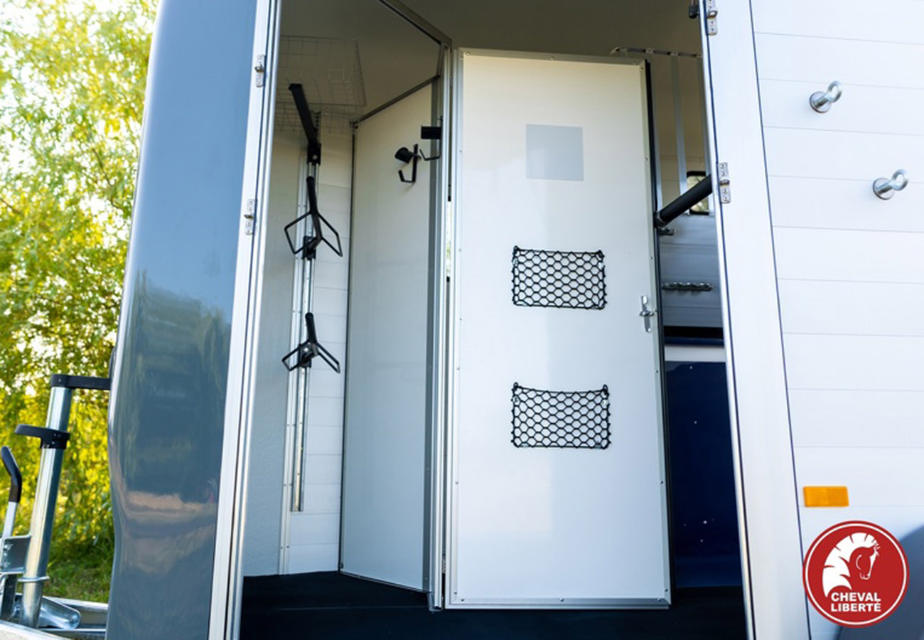 remolque-caballos-cheval-liberte-gold-touring-xl-9.jpg