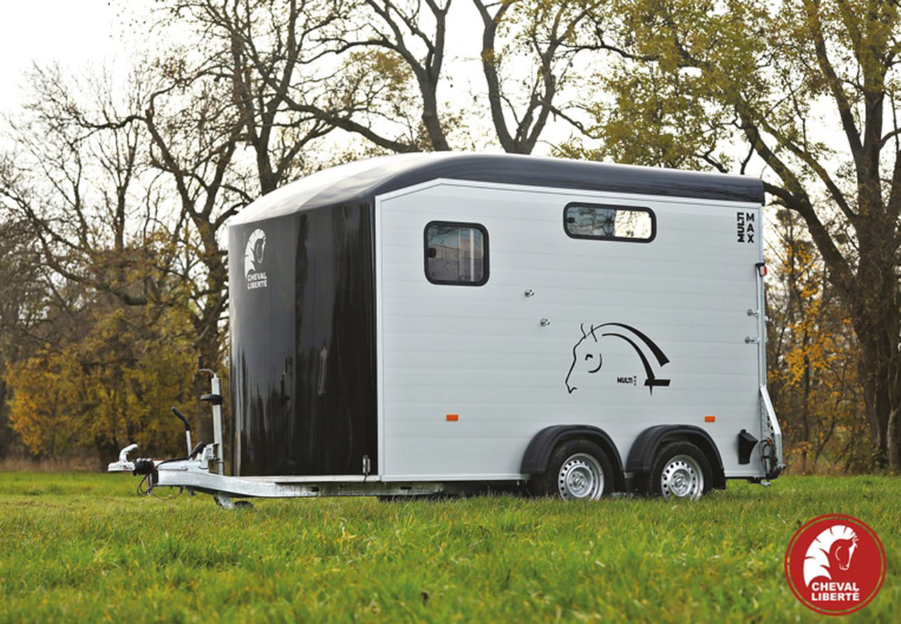 remolque-caballos-multimax-cheval-liberte-cuni-17.jpg