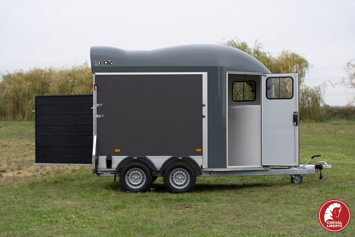 remolque-cheval-liberte-gold-origins-16.jpg