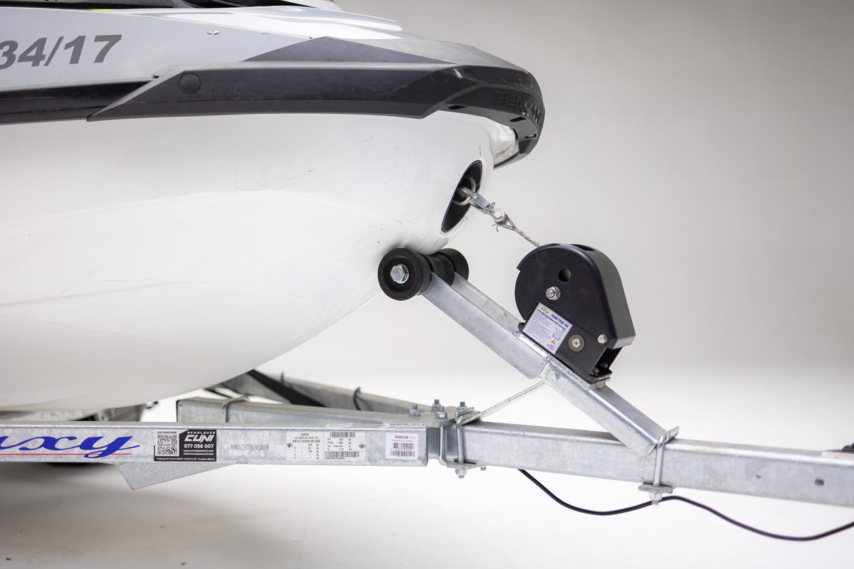 remolque-moto-agua-sunway-cuni-seadoo-6.jpg