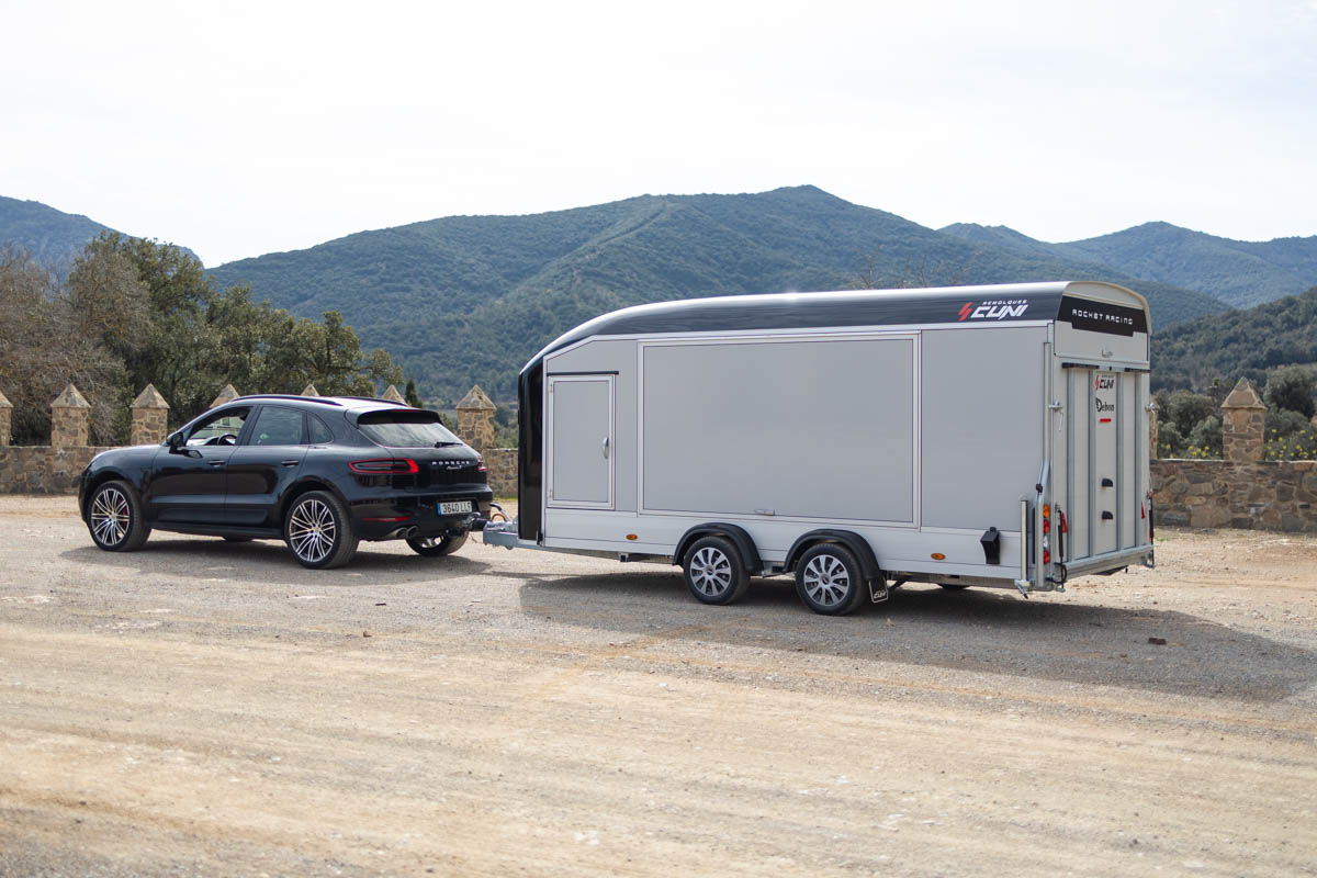 remolque-onne-debon-rocket-racing-14.jpg