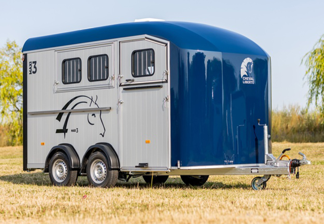 Remolque para 3 caballos Minimax