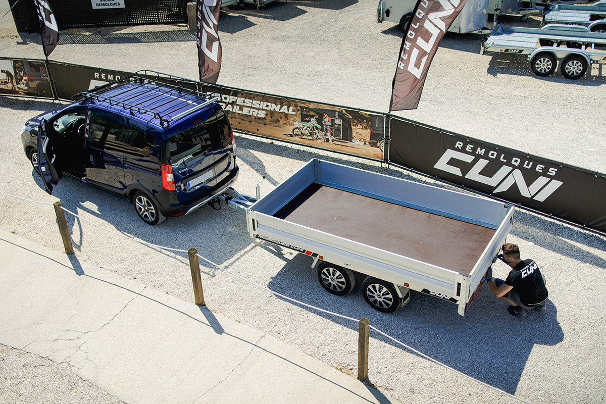 remolque-plataforma-de-carga-cuni-aluminio-9.jpg