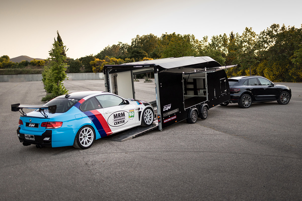 Remolque Brian James Race Transporter 4