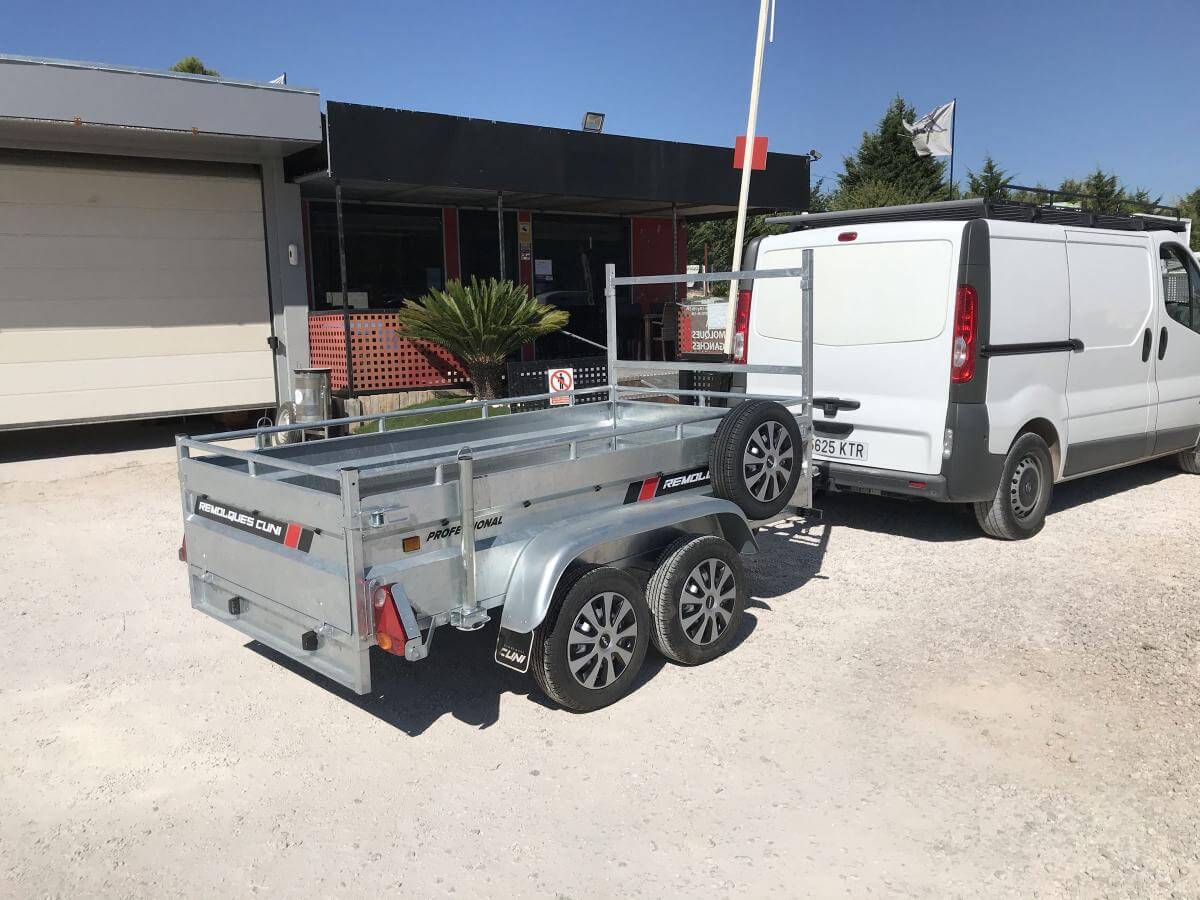 Alquilar-remolque-de-carga-reforzada-ROBUST-R6-1