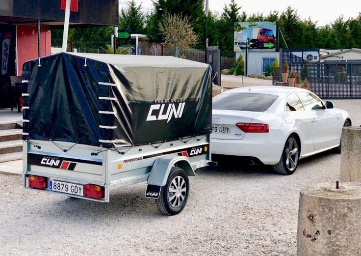 Alquilar remolque de carga