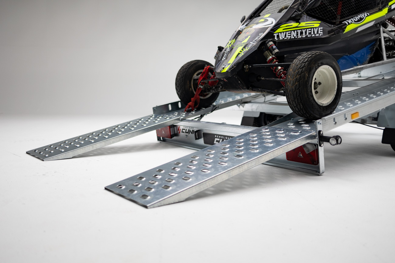 Remolque-portacoches-speedcar-cuni-7.jpg