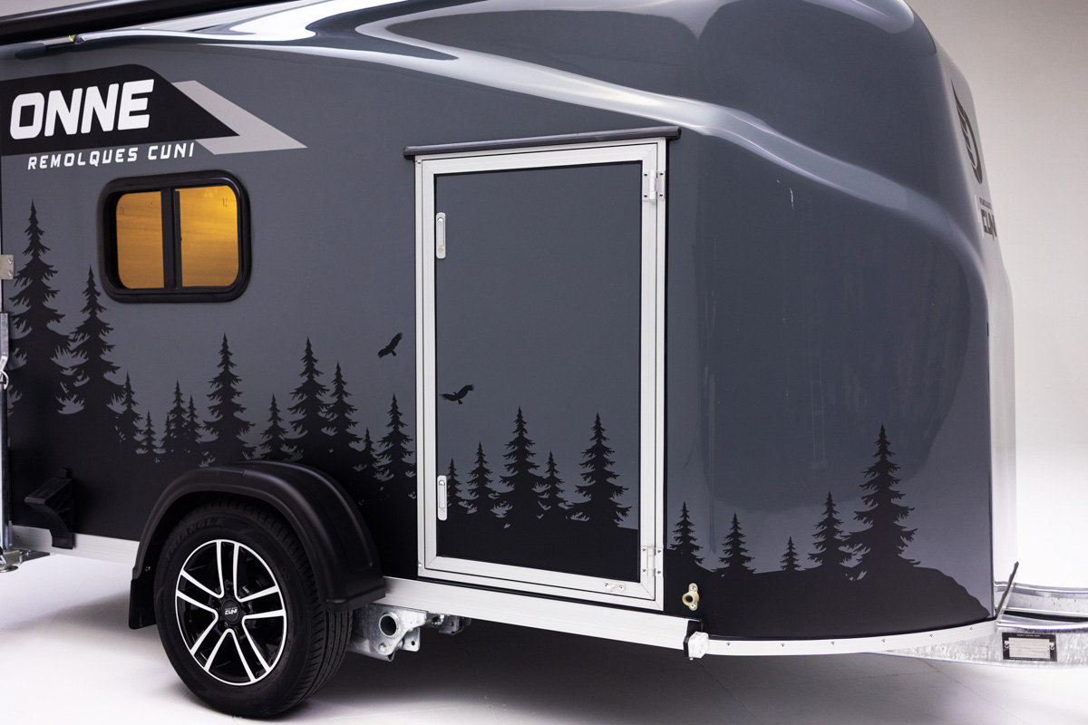 remolques-cuni-onne-debon-camper-adventure-15.jpg