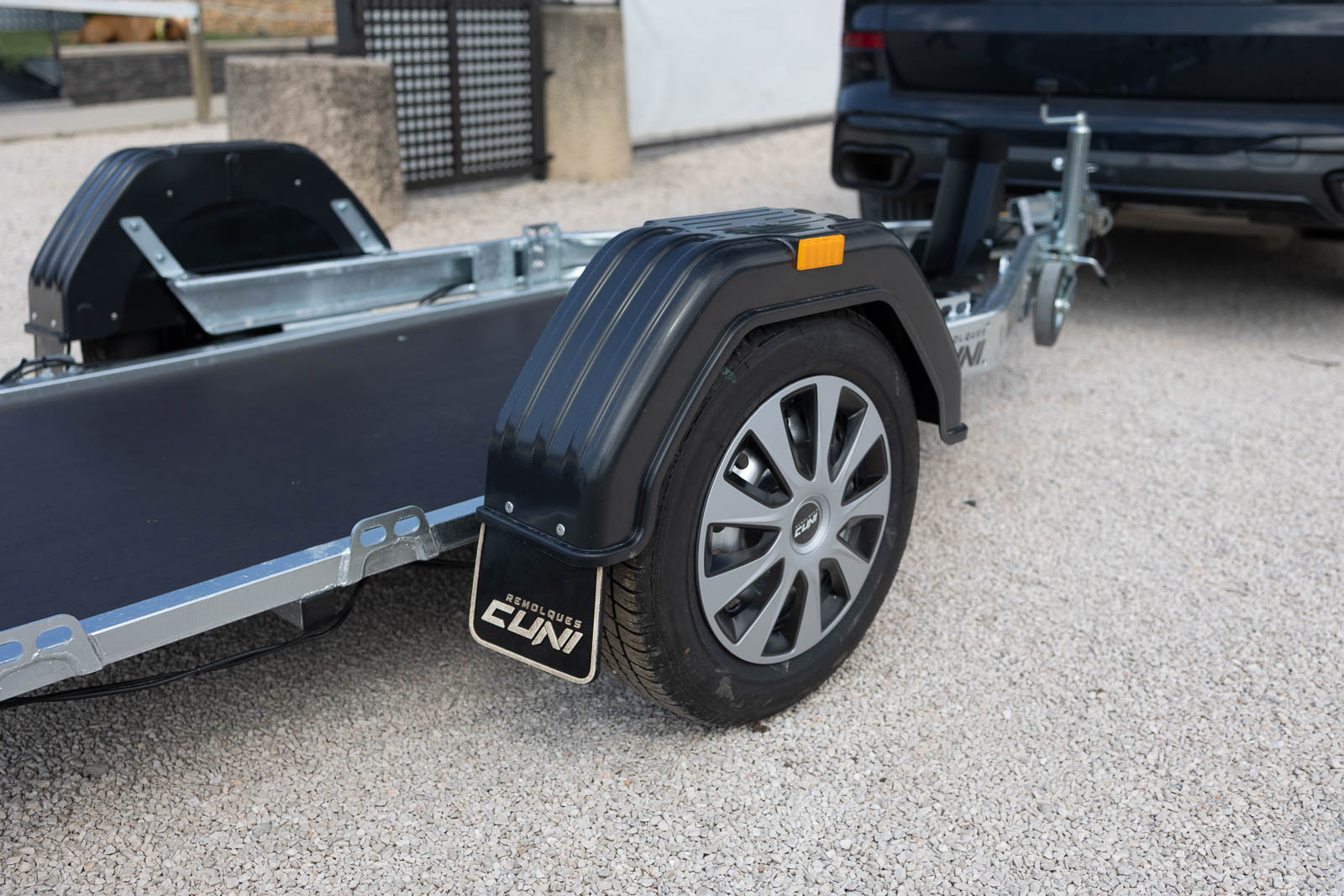 Remolque-cuni-para-1-moto-grande-24