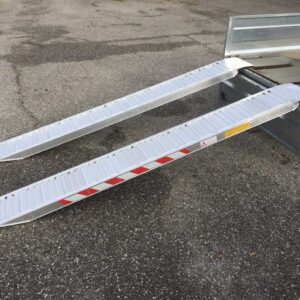 1 JUEGO DE 2 RAMPAS DE ALUMINIO, 2 M, 2 TONELADAS, SIN BORDES