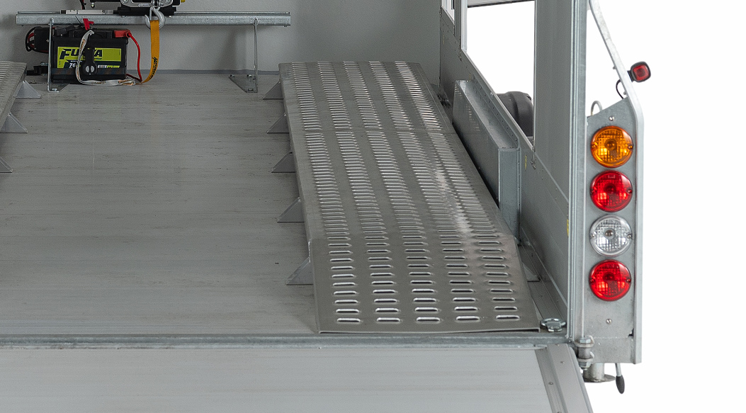 PLATAFORMA INTERNA DE ALUMINIO L=4290MM